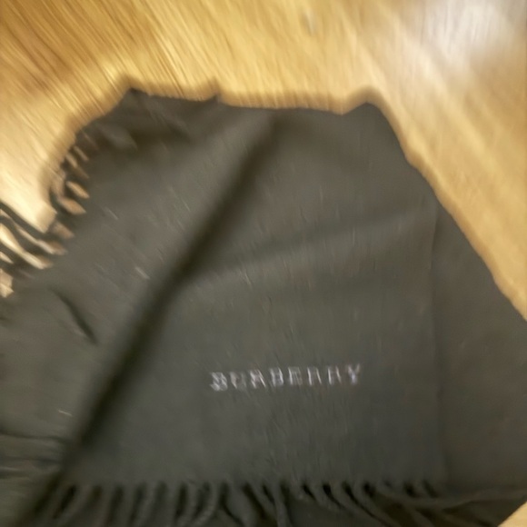 Burberry Classic Black Cashmere Scarf - Picture 2 of 2